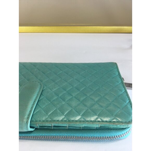 Hobo The Original Bi-fold Long Wallet Quilted Patent Leather Mint Green Zip - Picture 11 of 16